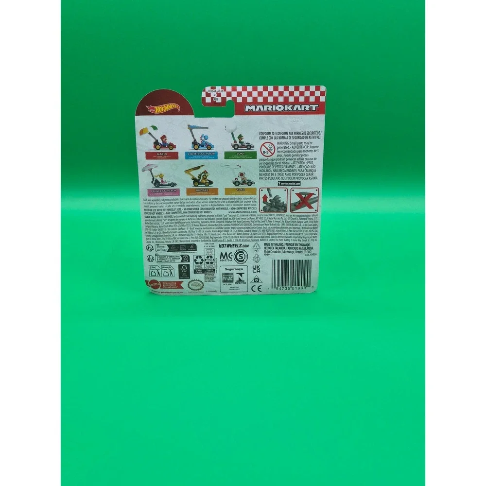 Hotwheels Mario Kart Light Blue Yoshi Glider‎ Car